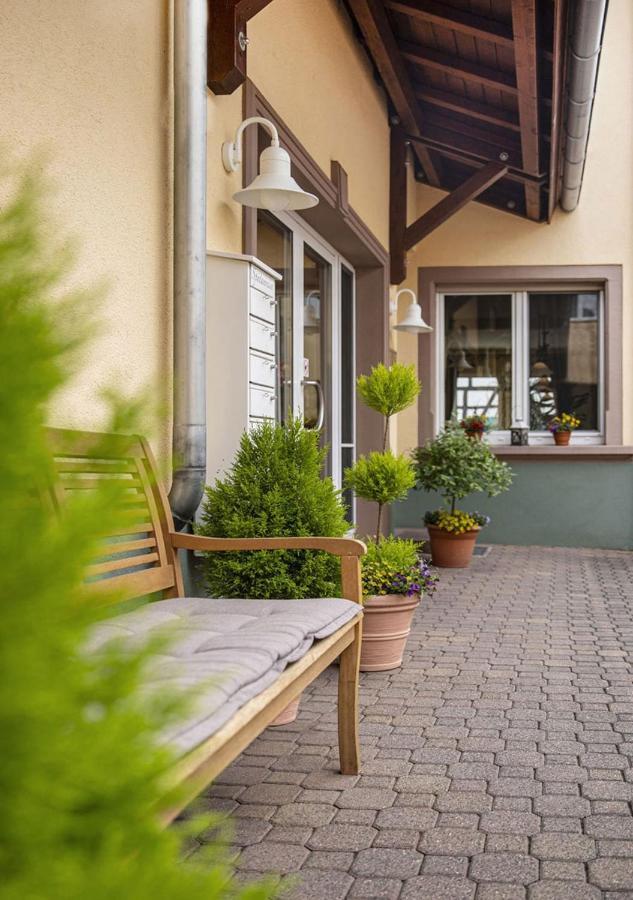 Hotel Alte Baeckerei Nidderau Bagian luar foto